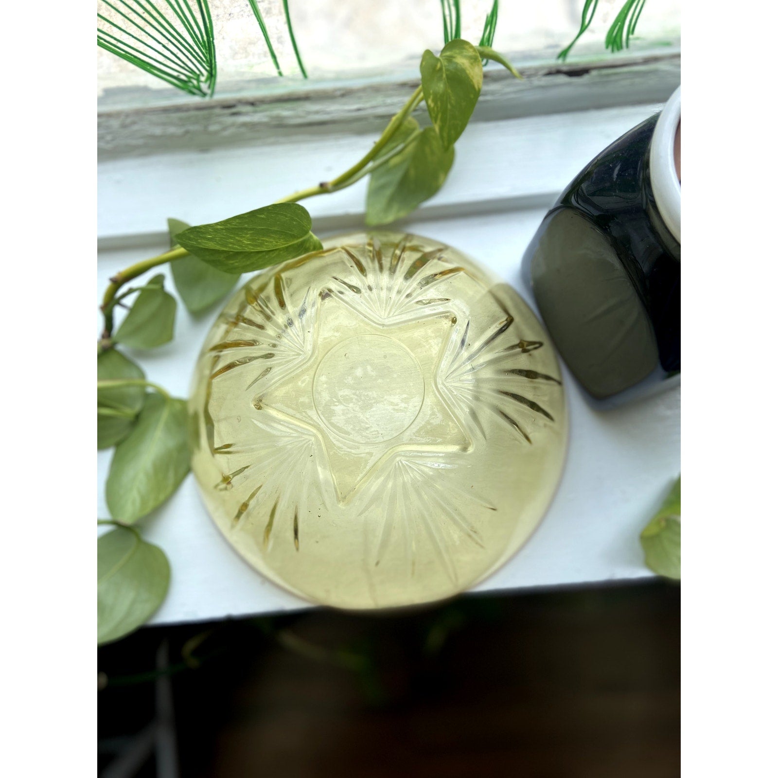 Depression Glass Style Star Bowl