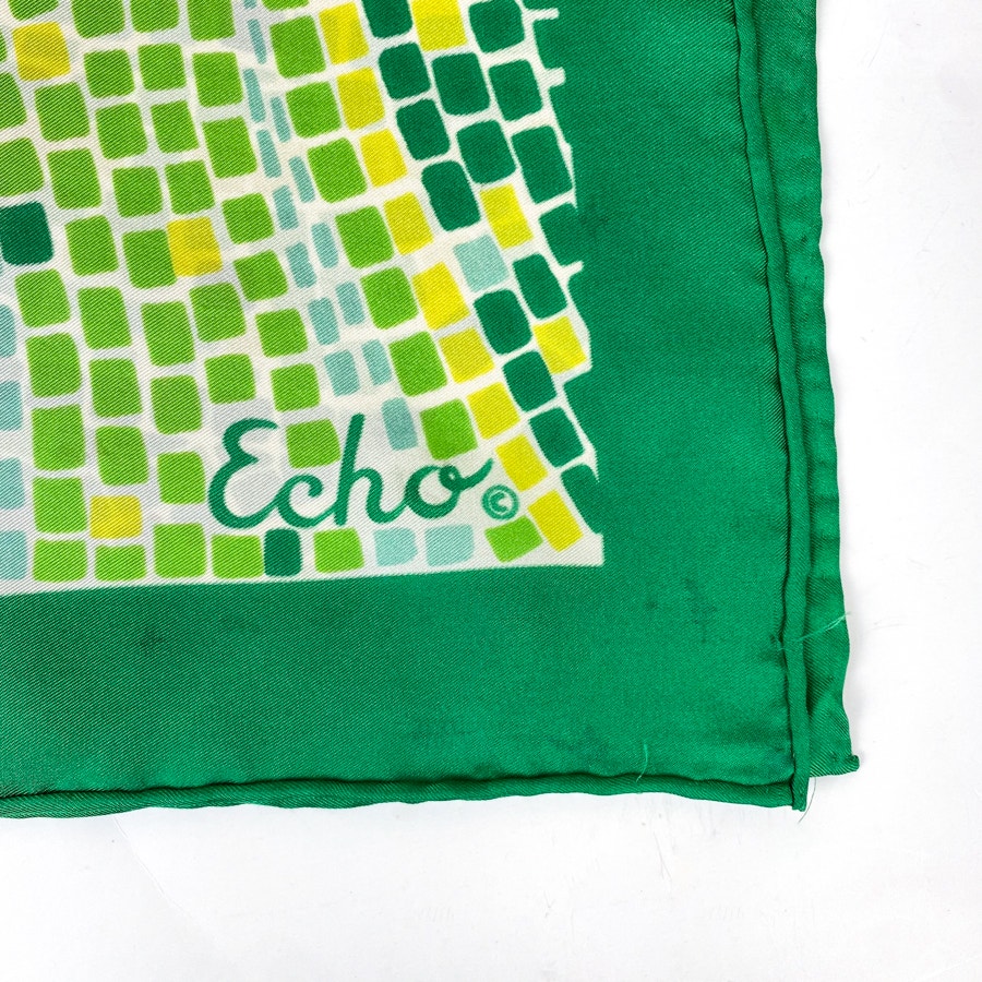 Green Mosaic Print Echo Scarf
