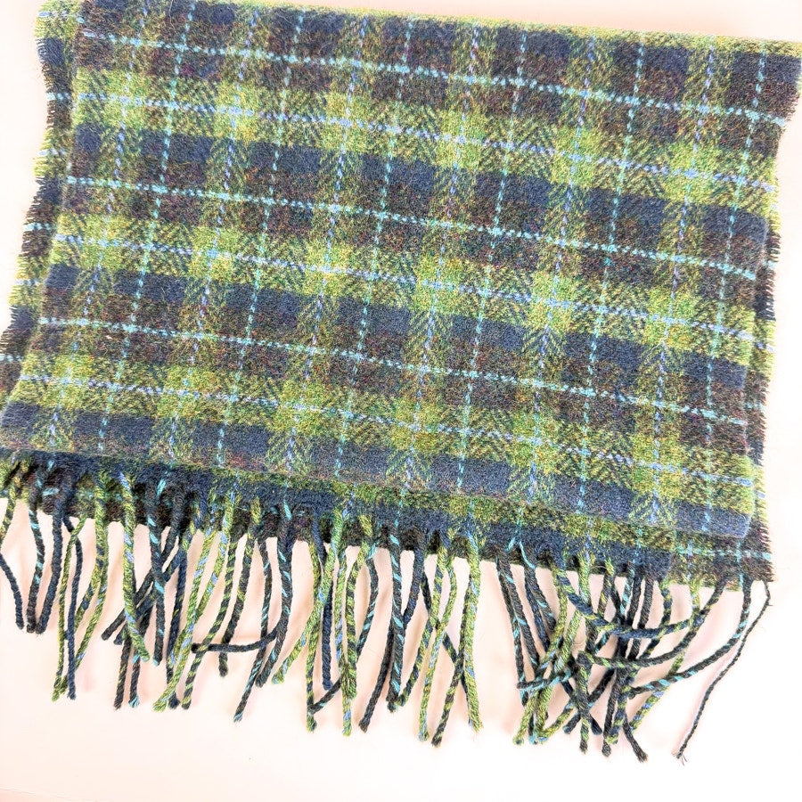 100% Lambswool Made in Ireland Green Plaid Wool Fringe Rectangle Scarf Long