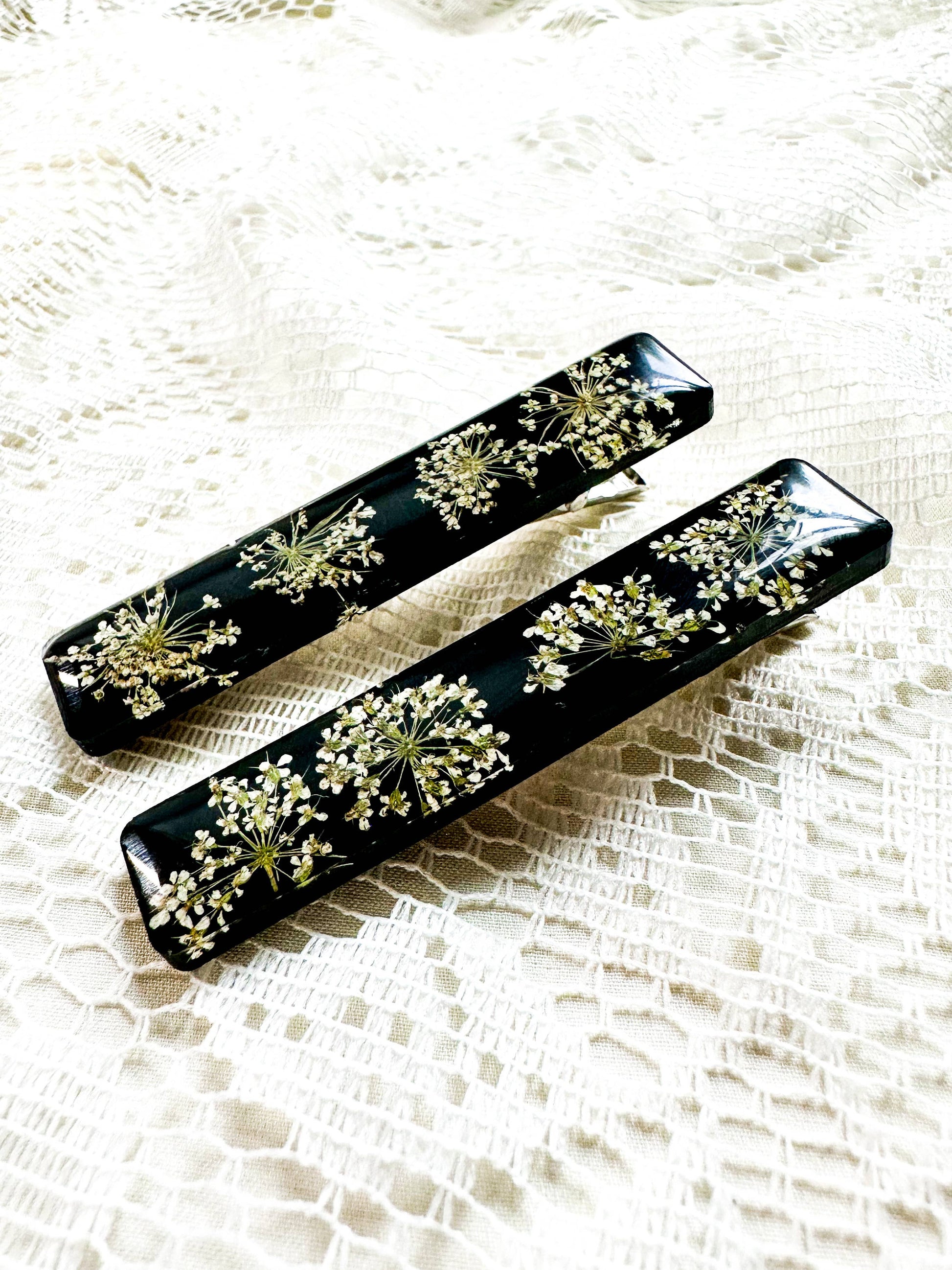 Queen Anne’s Lace bar pressed wildflower hair clip