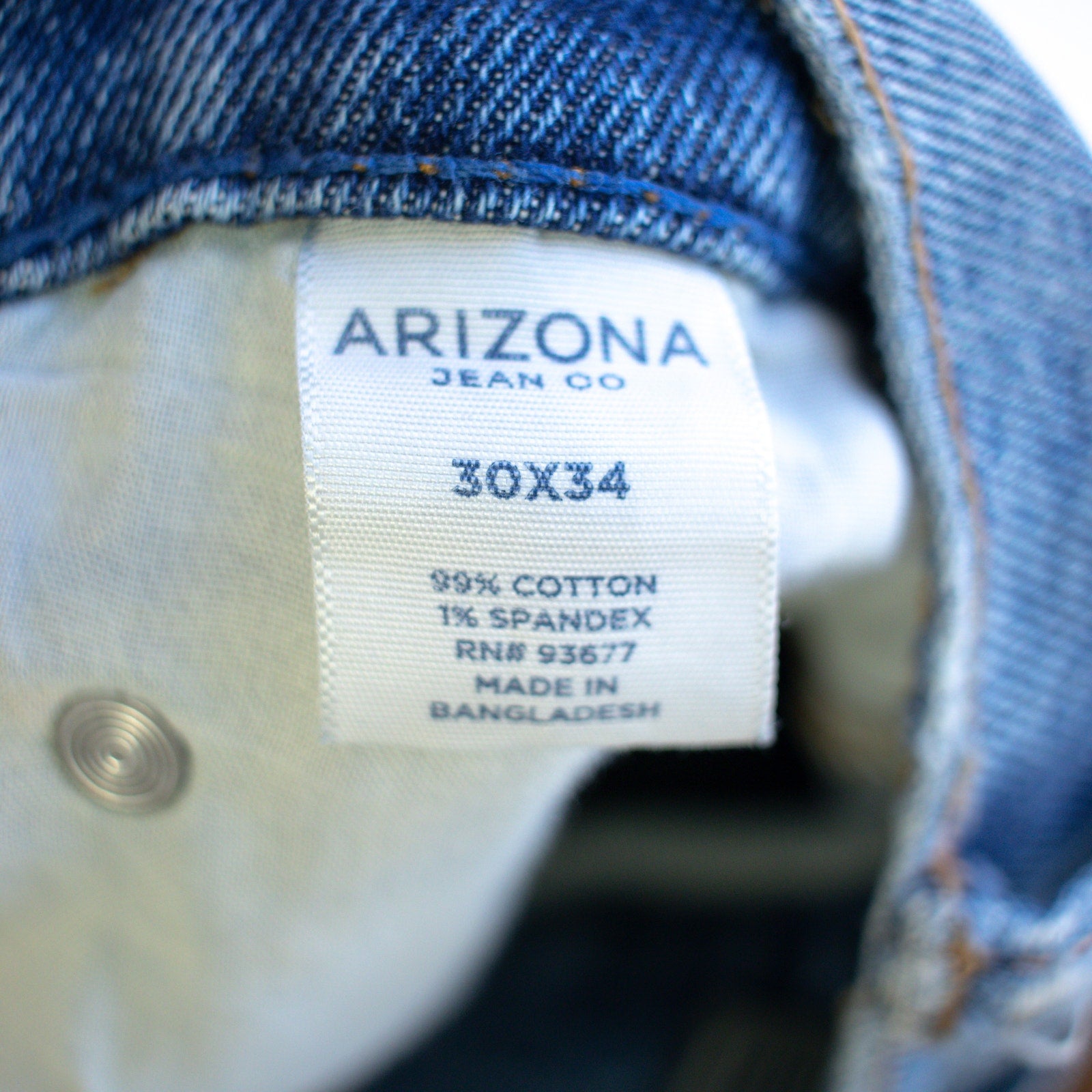 Arizona Jean Company Slim Straight Medium Wash Jeans Size 30x34