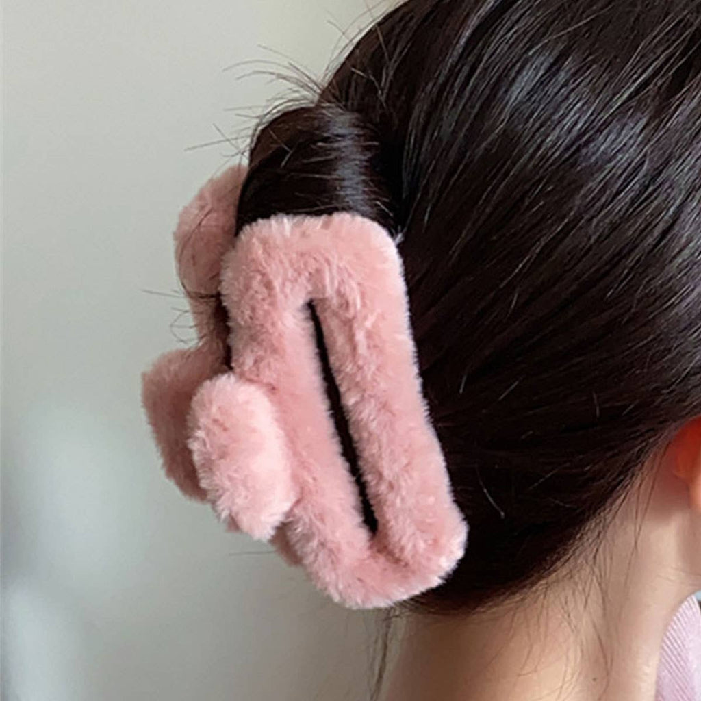 Faux Rabbit Fur Hair Claw - Elegant Winter Style_CWABE0198