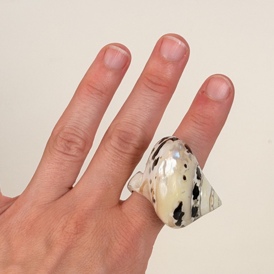 Vintage Carved Shell Ring