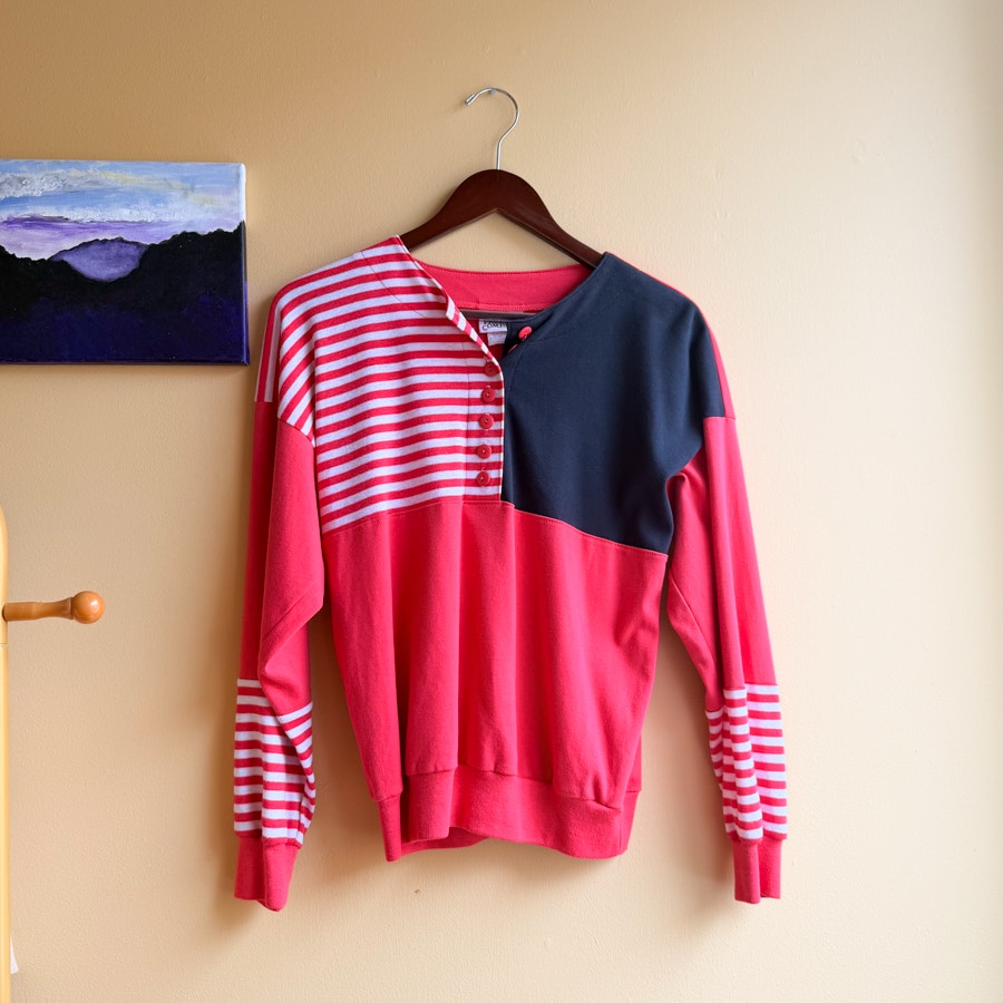 Made in USA Vintage Striped Colorblock Black and Red Pullover Sweatshirt