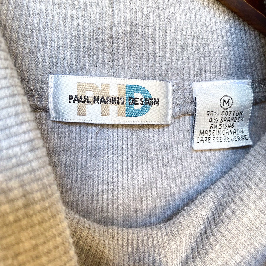 Gray Ribbed High-Cotton Turtleneck Size Medium