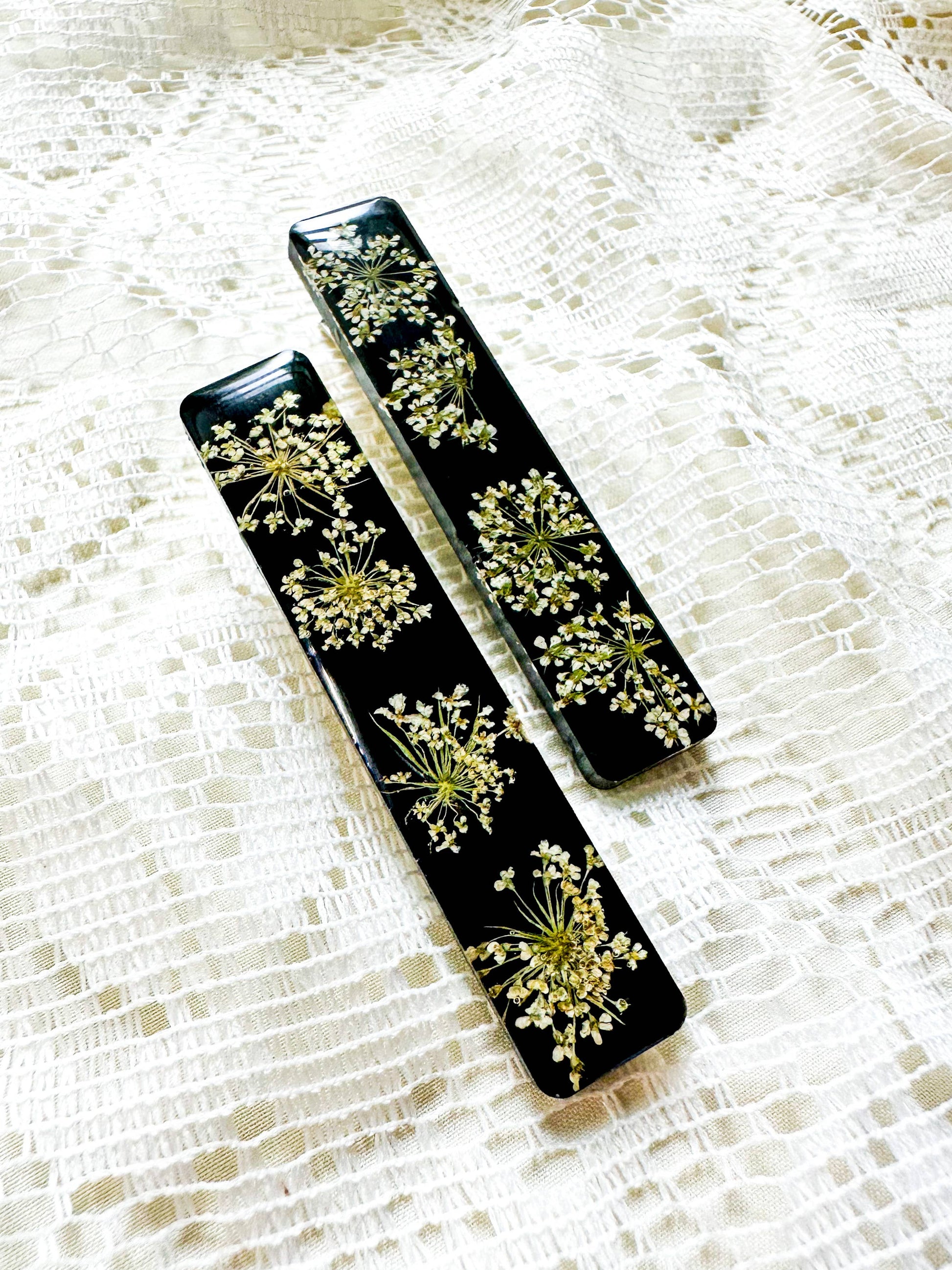 Queen Anne’s Lace bar pressed wildflower hair clip