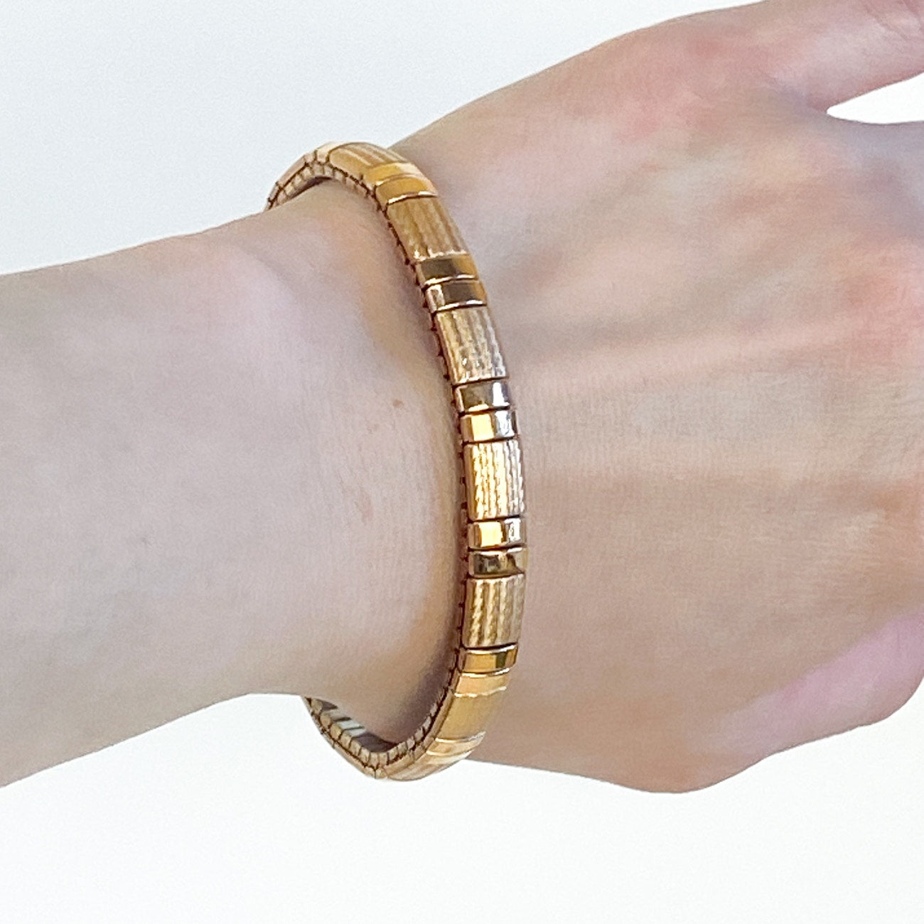 Stretchy Copper Tone Bangle