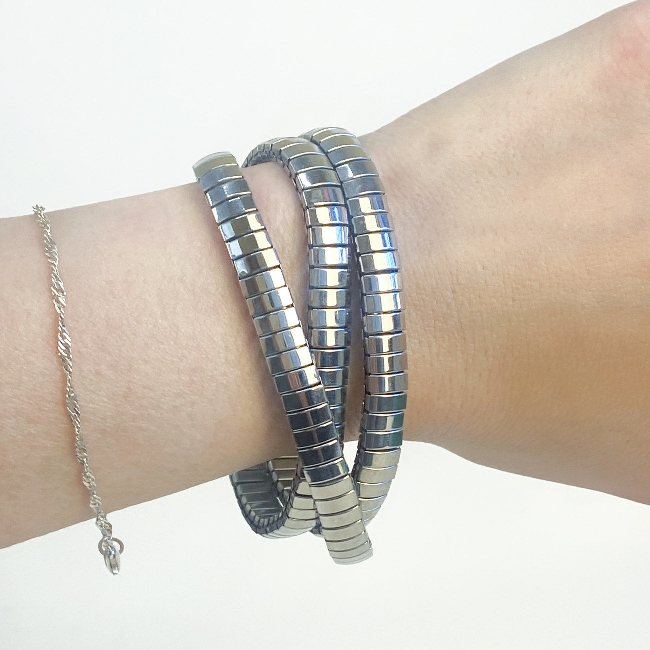 Silver Tone Expansion Band Bracelet