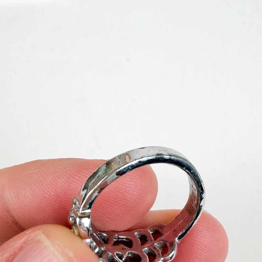 14kt Electroplate Silver Tone Ring Size 7.5