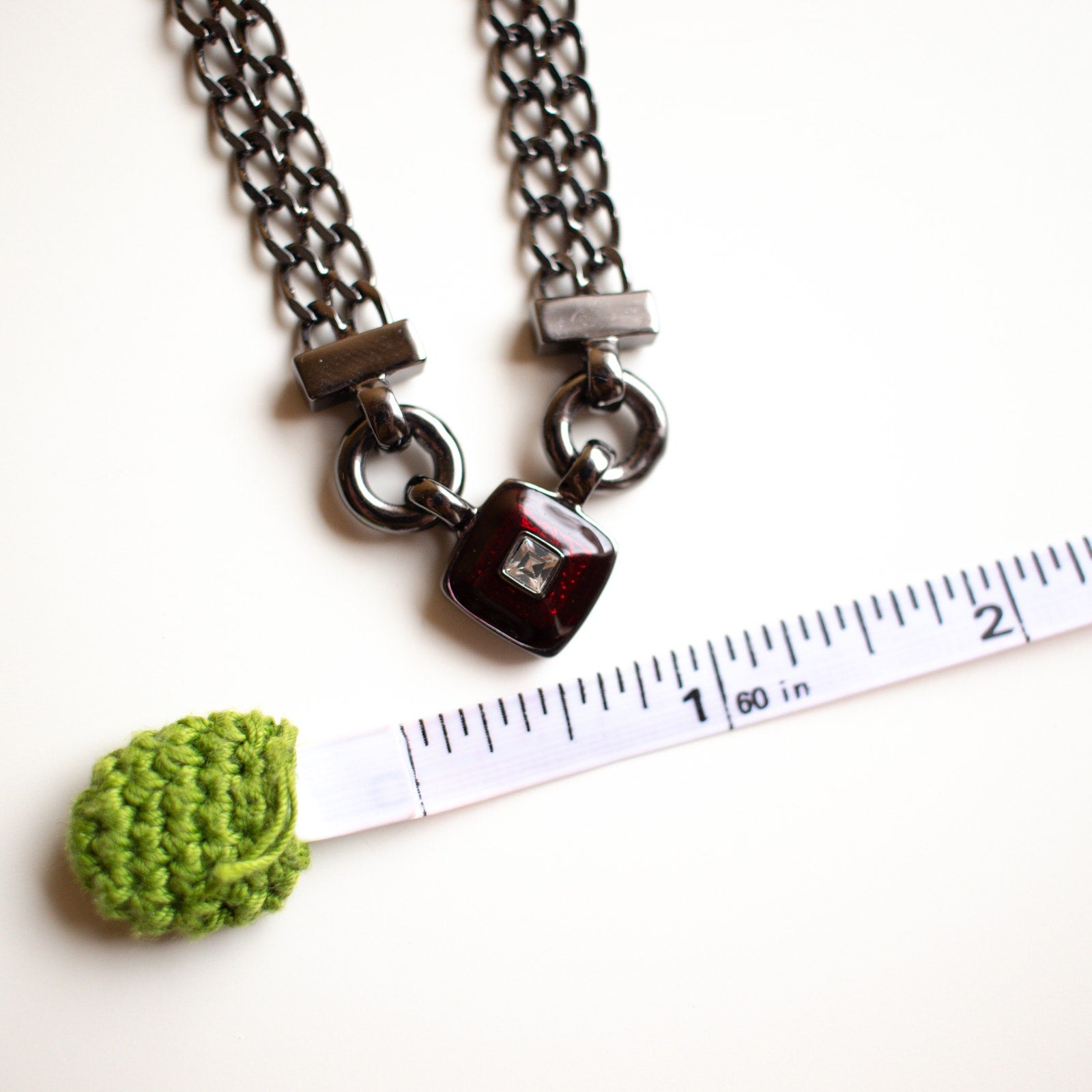 Lauren Ralph Lauren Black and Red Short Pendant Necklace