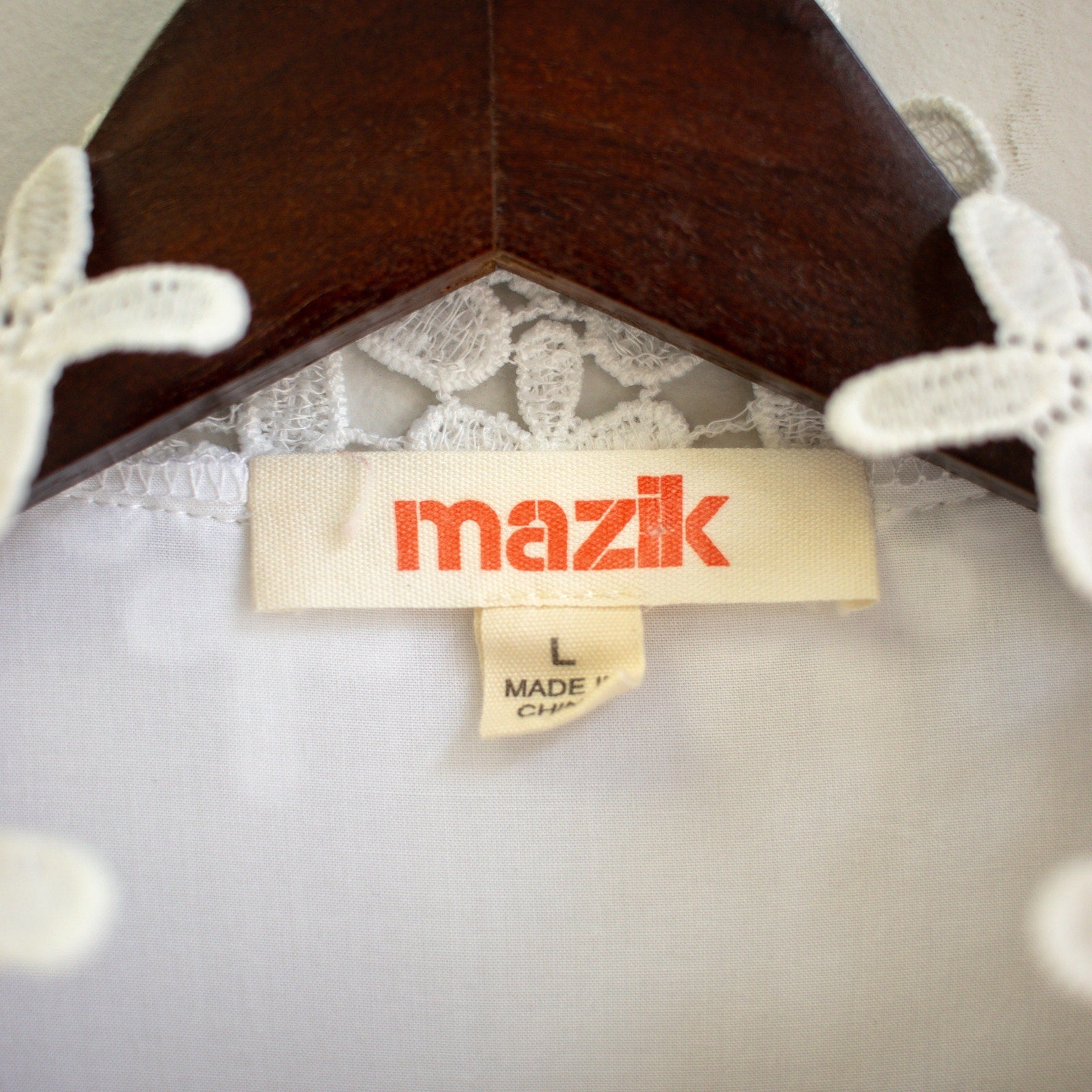 Mazik Boho Floral Lace Mock Neck Button-up Size-Large
