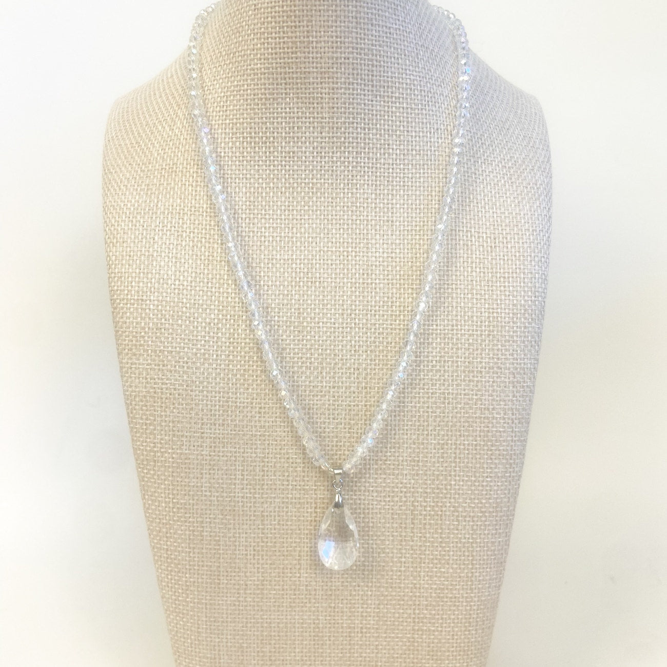 Sparkly Drop Beaded Pendant Necklace