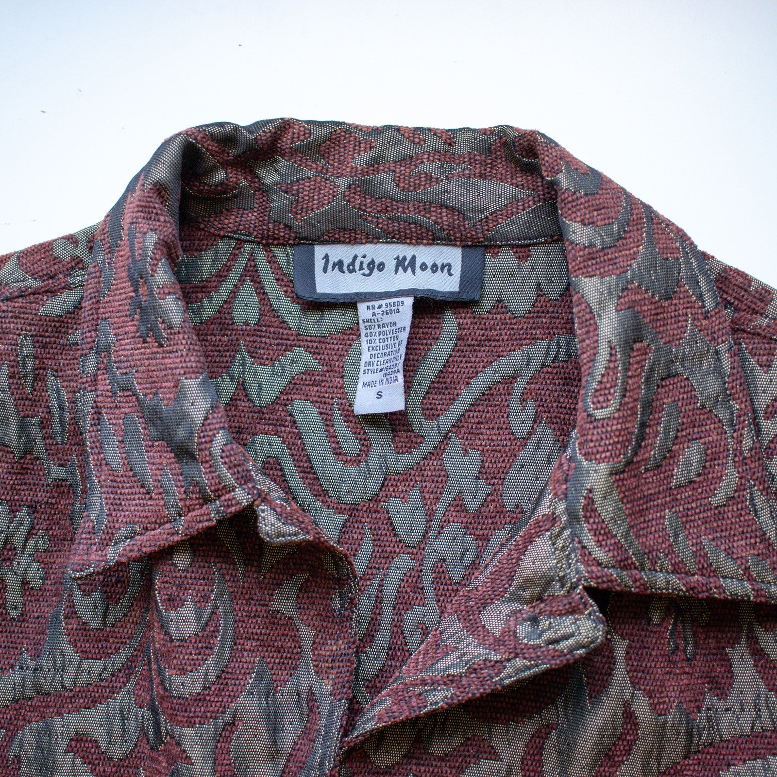 Vintage Indigo Man Red and Gold Paisley Button-up Blazer Size Small