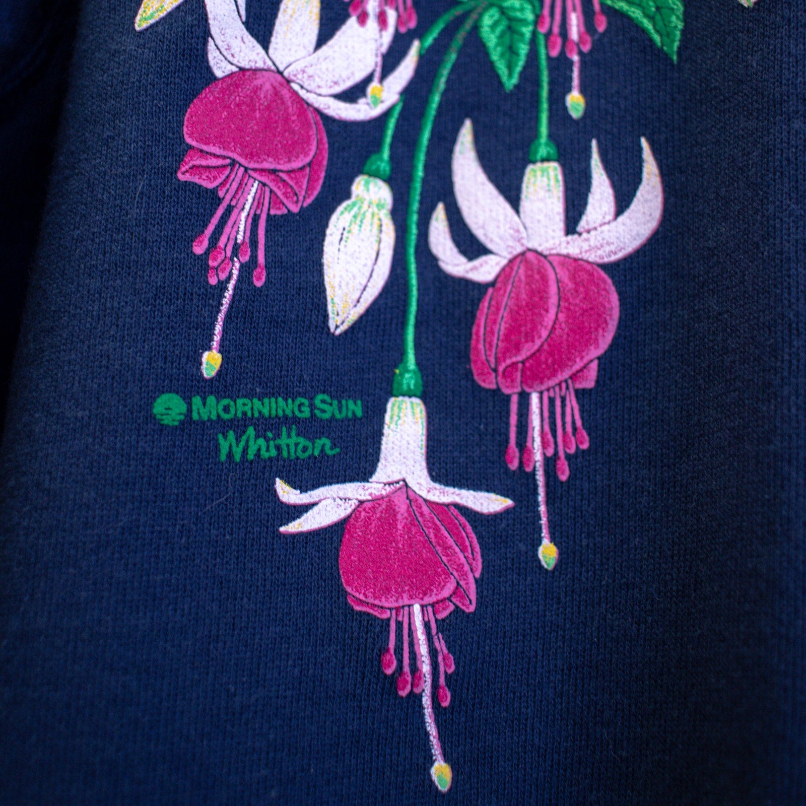 Hummingbird Print Collared Sweatshirt Size XL