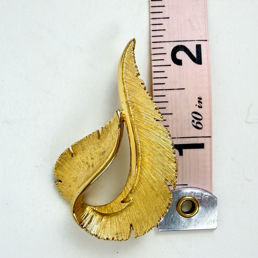 Feather Brooch Sarah Coventry Gold-Tone