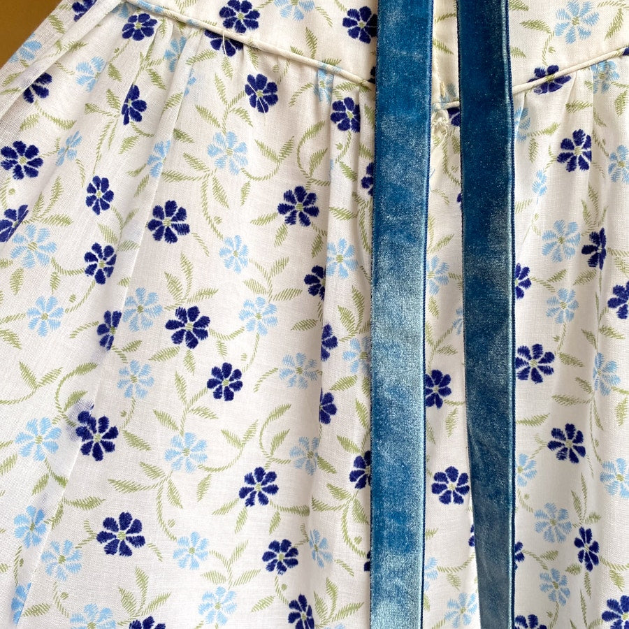 1970s Blue Floral Empire Waist Emma Domb California Vintage Bridesmaids Dress  Size 7