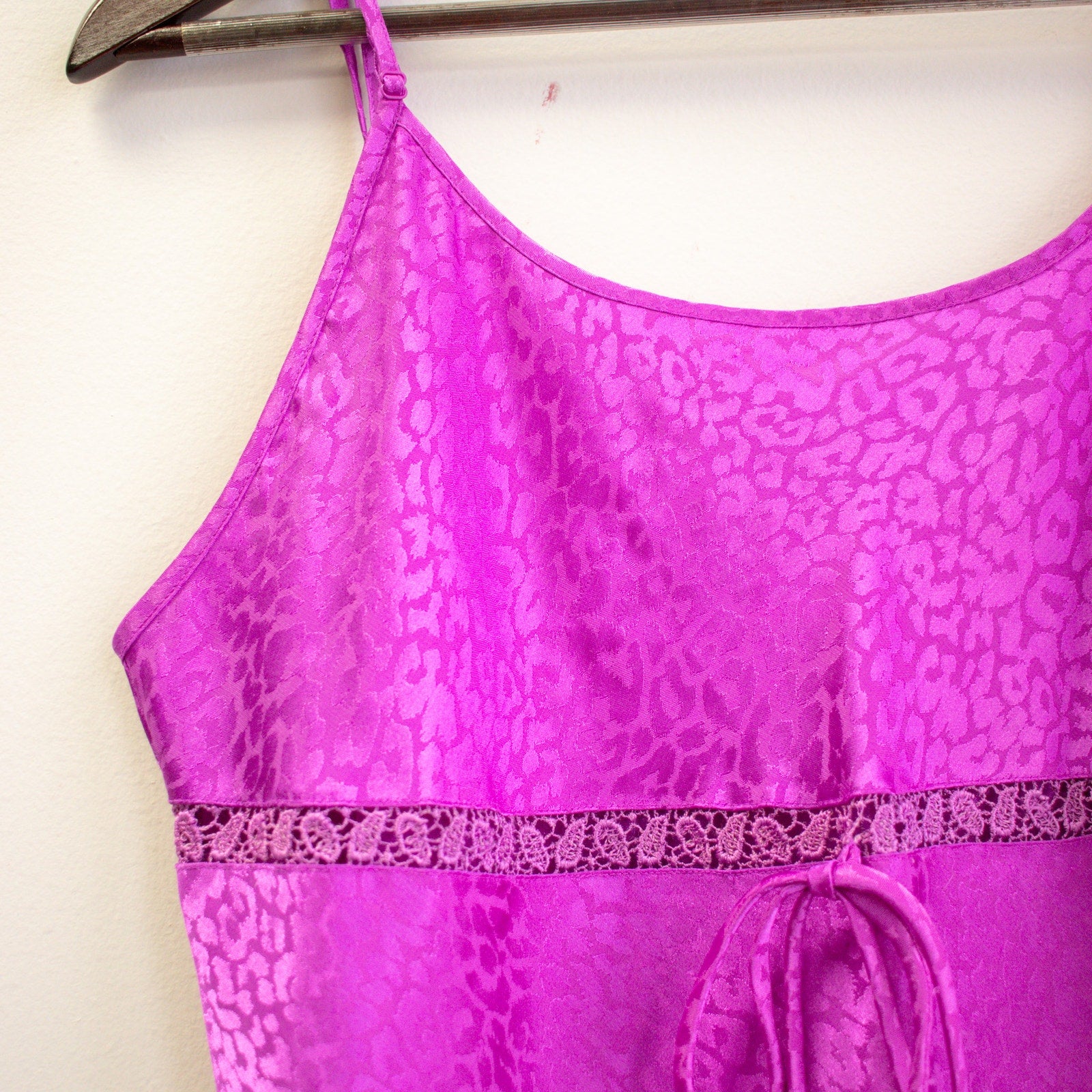Delicate Treasures Intimates Magenta Animal Print Slip Nighty Size Large