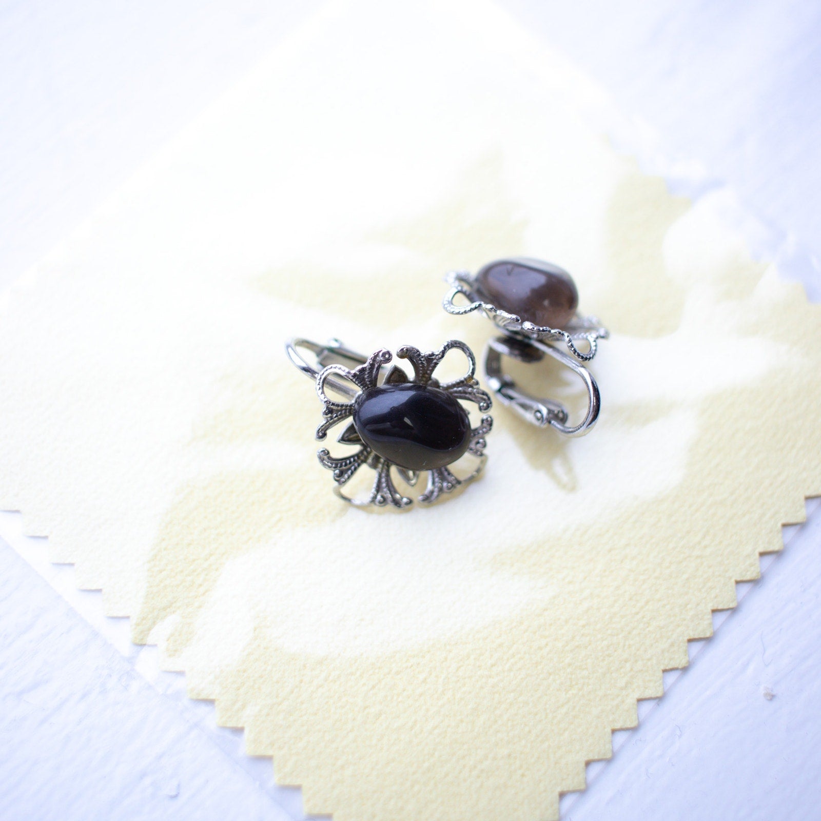 Vintage Amber Stone Clip-on Earrings