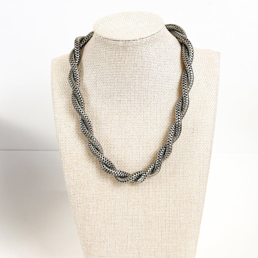Silvery Statement Necklace Twisted Rope Chain