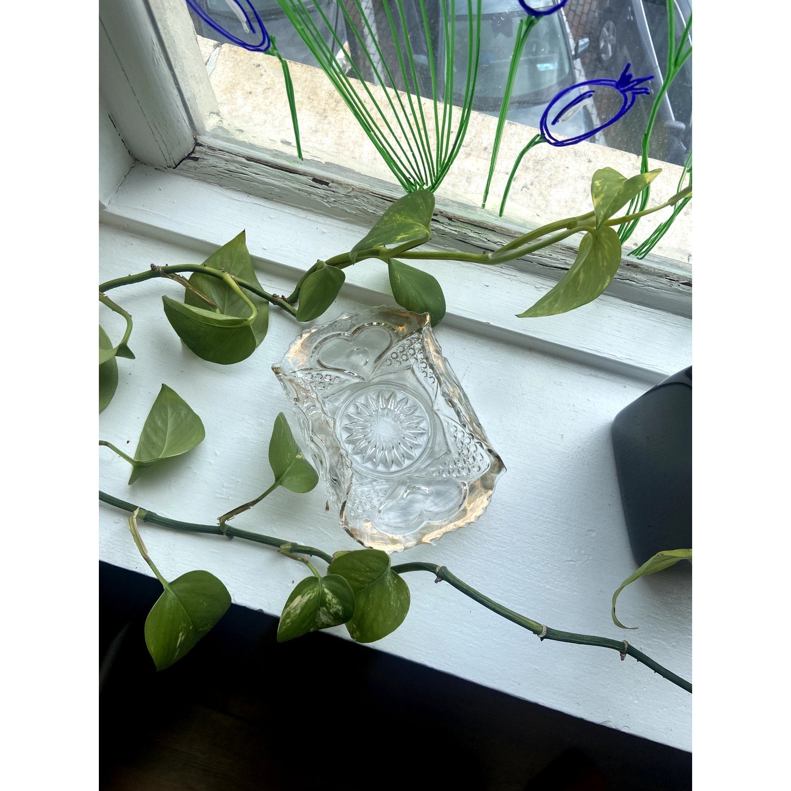 Antique Glass Jewelry Dish with Gold Trim, Pinched edges, Business Card Holder