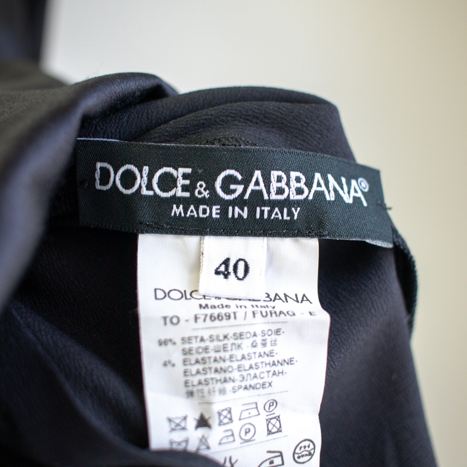 Dolce & Gabbana Black Silk Sleeveless Top Size 40
