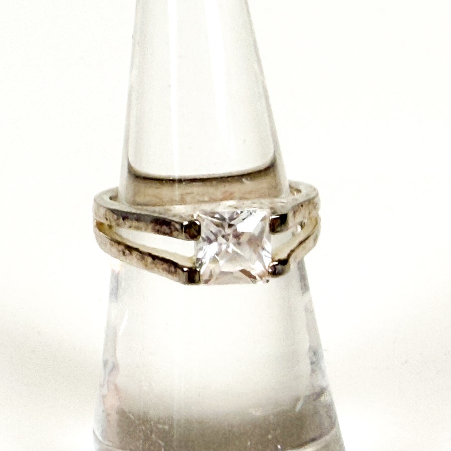 Sterling Silver Princess Cut CS Ring Size 7