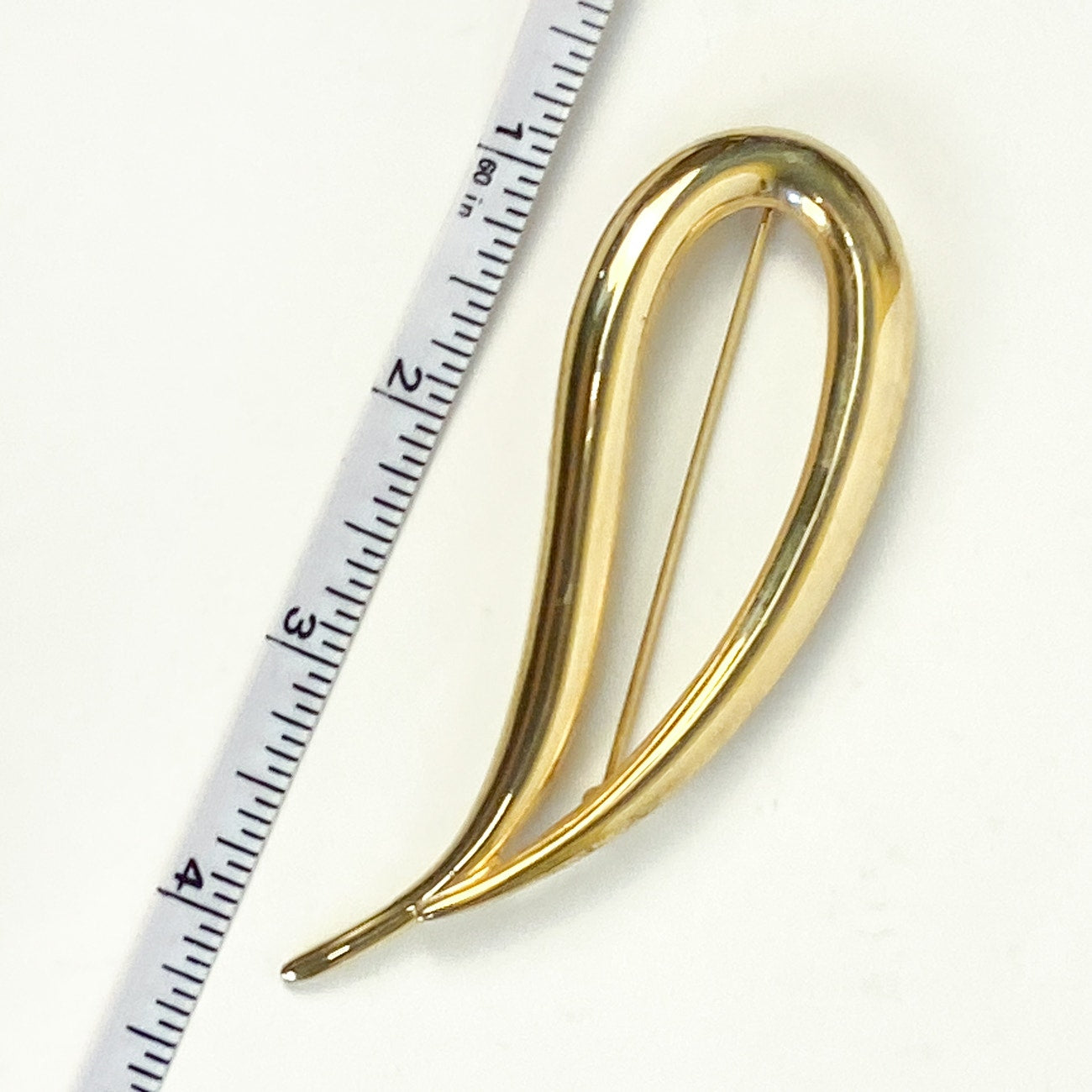 Vintage Gold Tone Large Brooch
