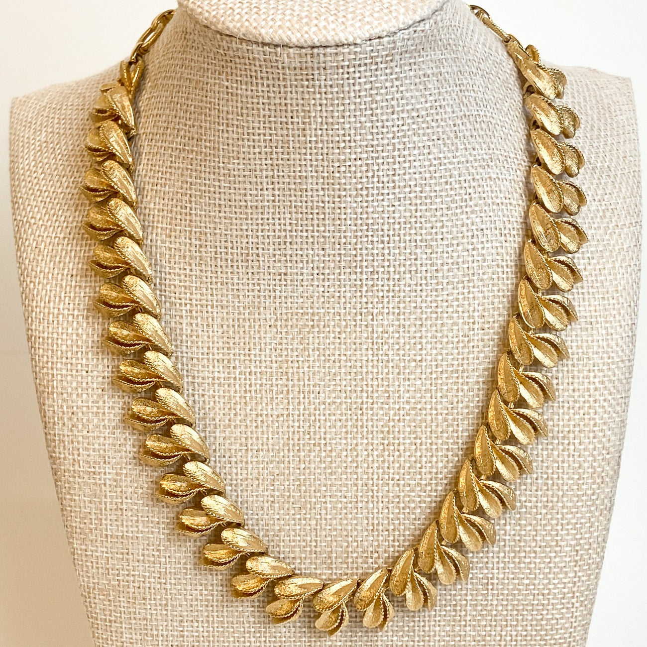 Francois Vintage Necklace Bracelet Set Matching Gold Tone Costume Jewelry
