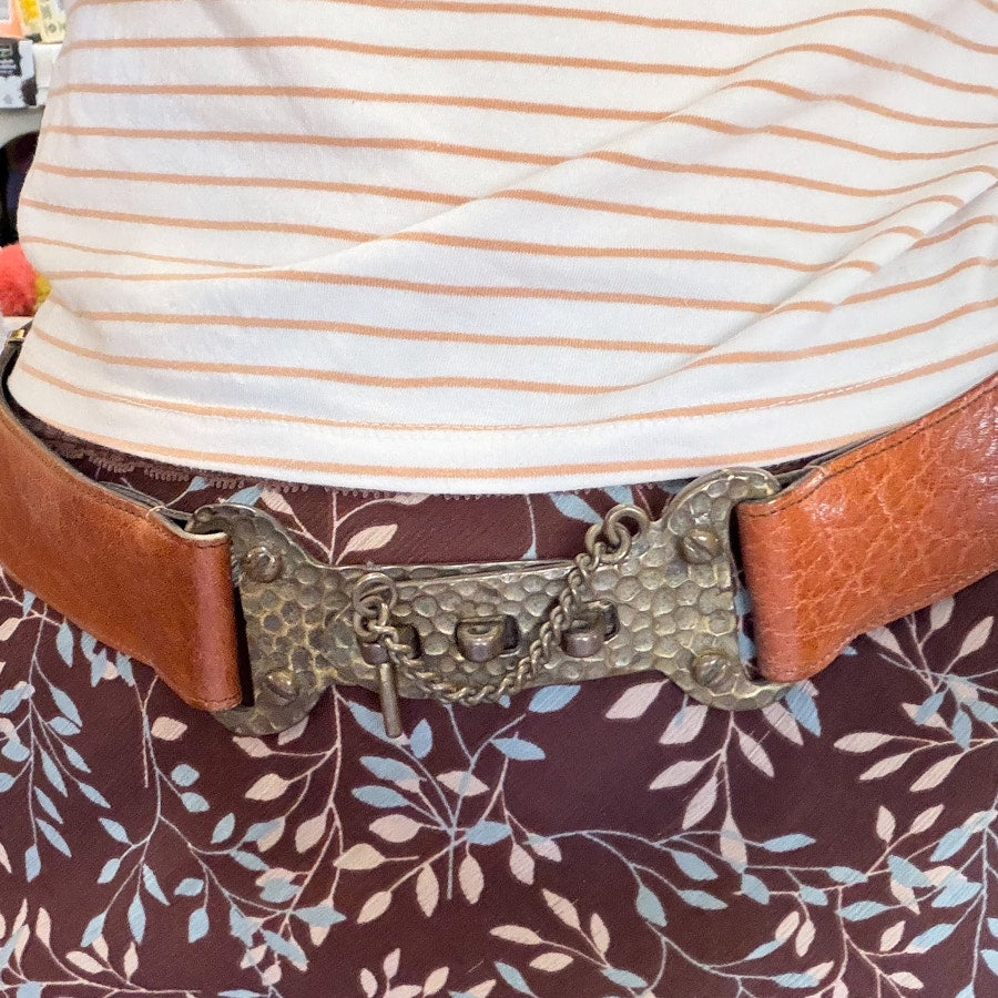 Unique Renaissance-Style Adjustable Belt Pin Locking Buckle Size 32