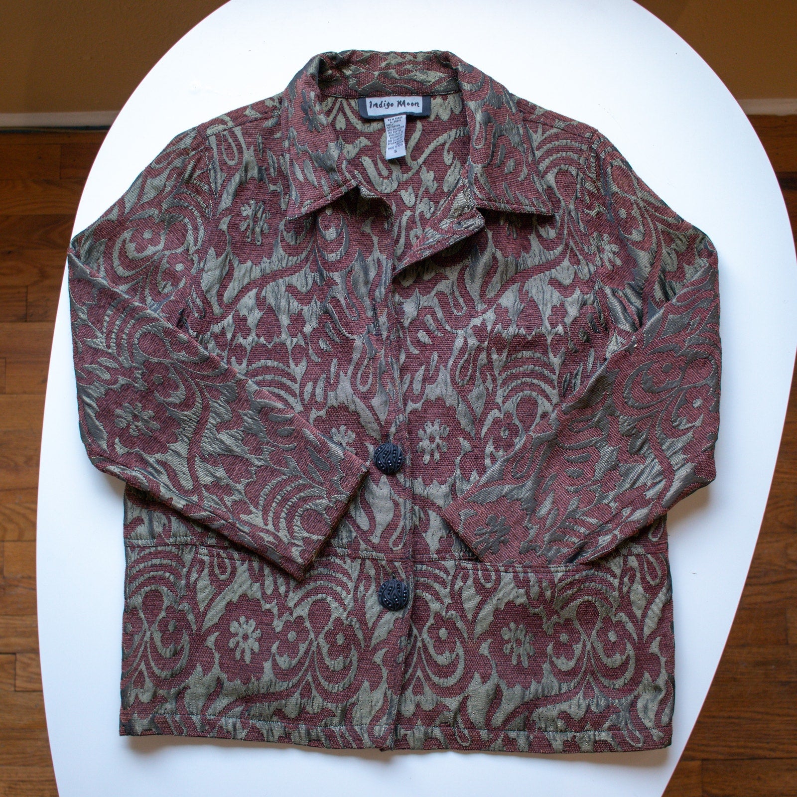 Vintage Indigo Man Red and Gold Paisley Button-up Blazer Size Small