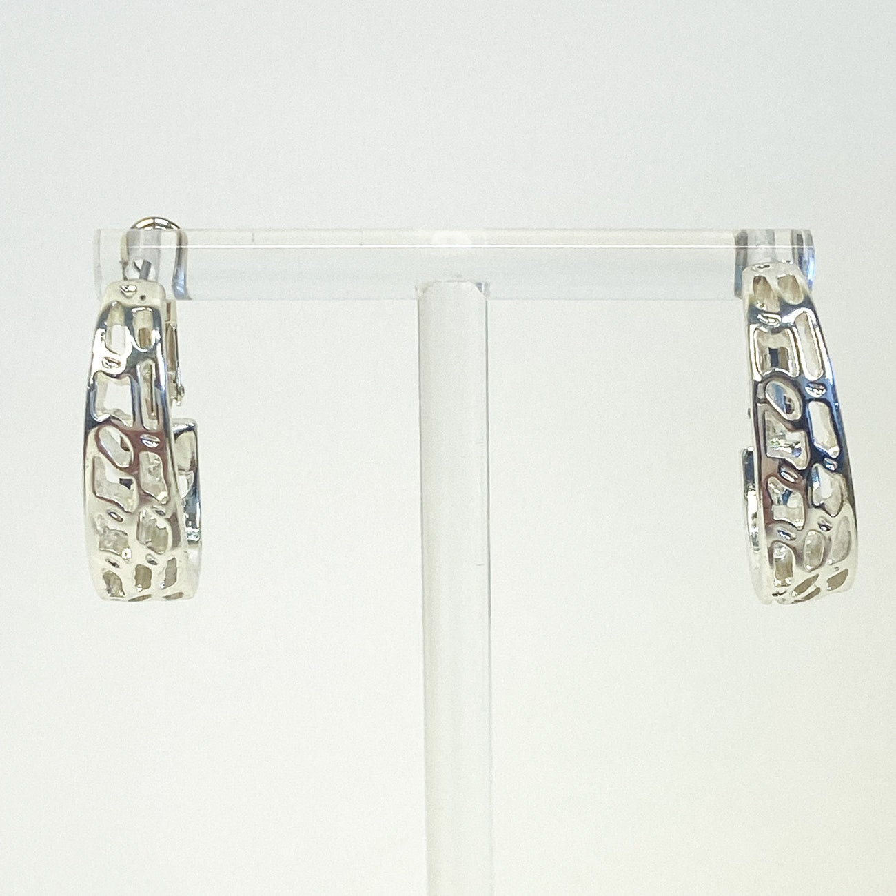 Silver Earrings Lacey Style Lightweight Silver Tone Earrings
