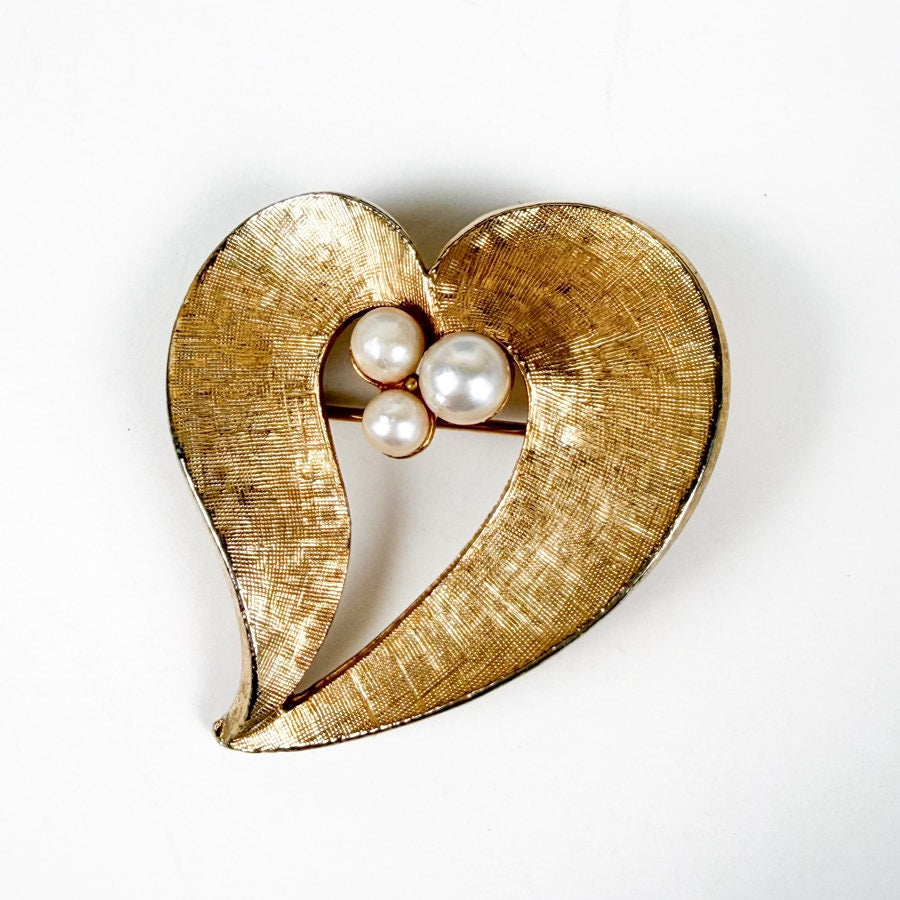 Capri Heart Shaped Pearl Bead Cluster Brooch