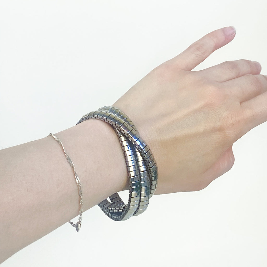 Silver Tone Expansion Band Bracelet