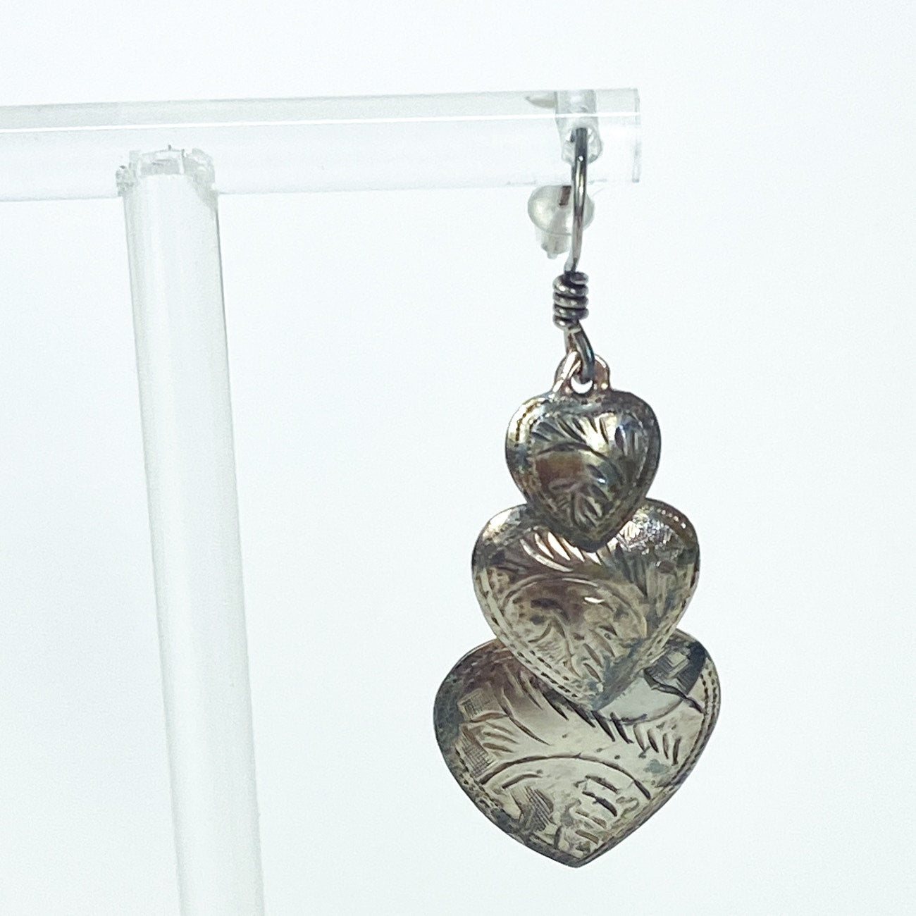 Vintage 90s Heart Dangly Earrings