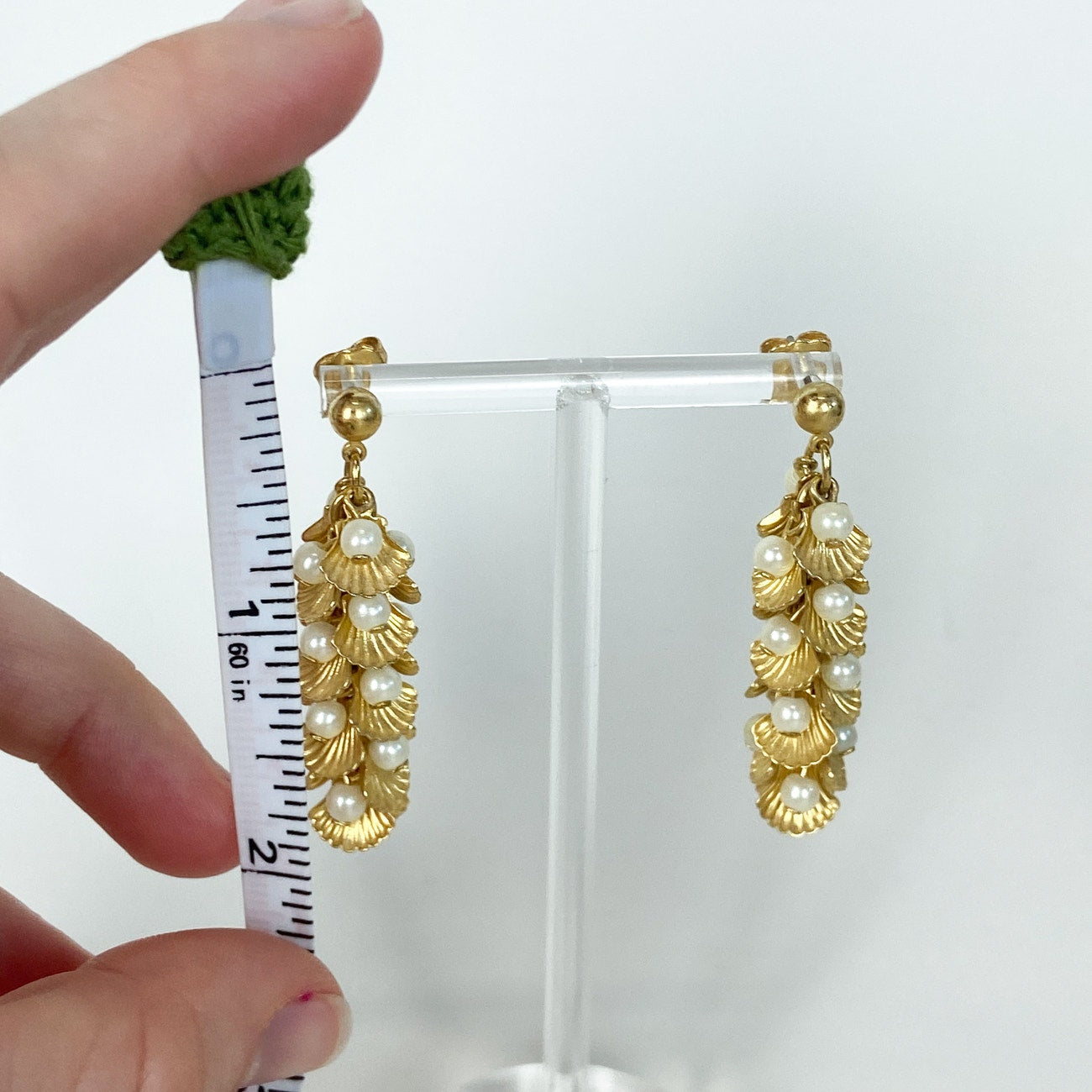 Vintage Avon Gold Tone Mermaid Earrings