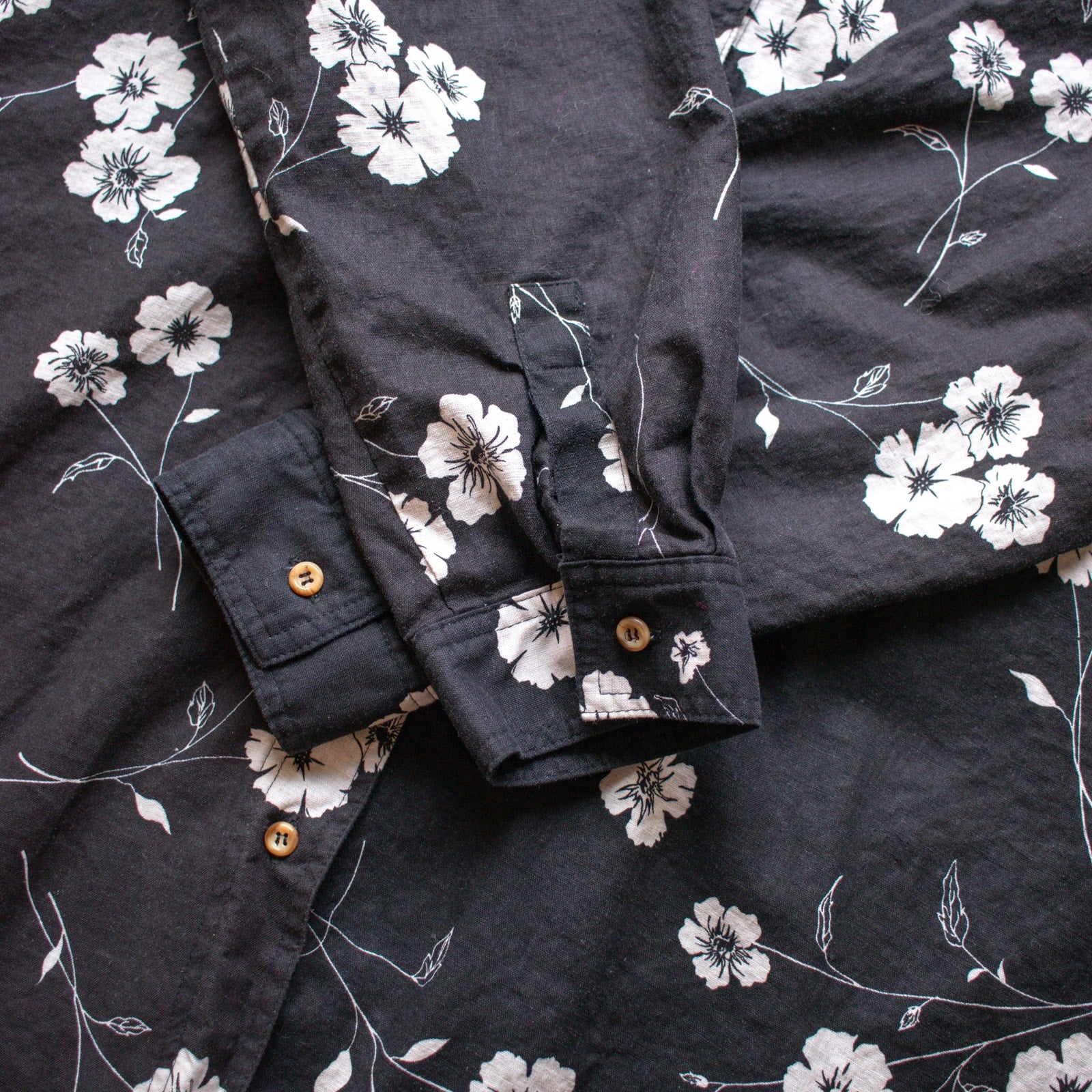 Black Floral Summery Button Up Harve Benard Size 3X