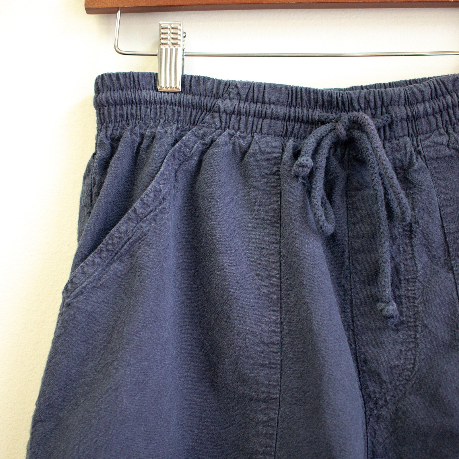 Dressbarn Navy Cinch Waist Outdoor Shorts Size Small