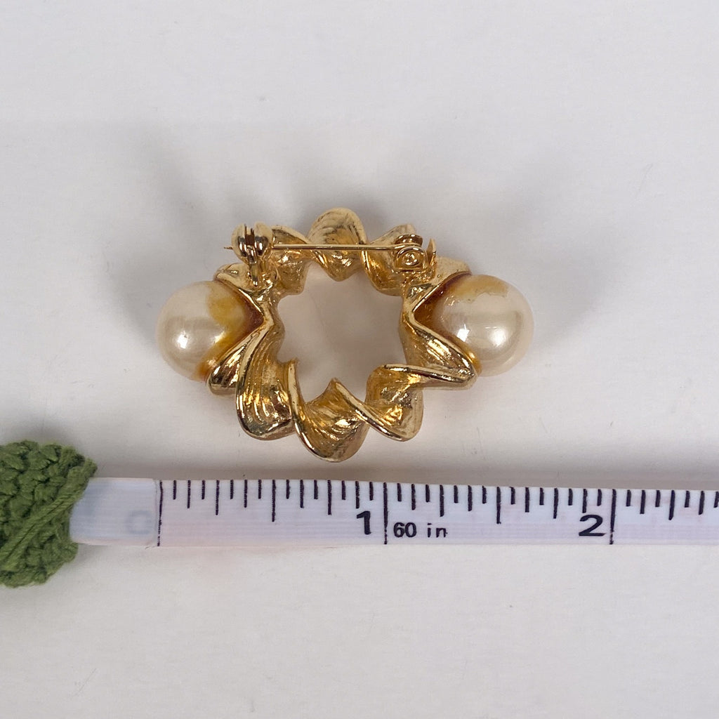 Faux Pearl Gold Wreath Brooch