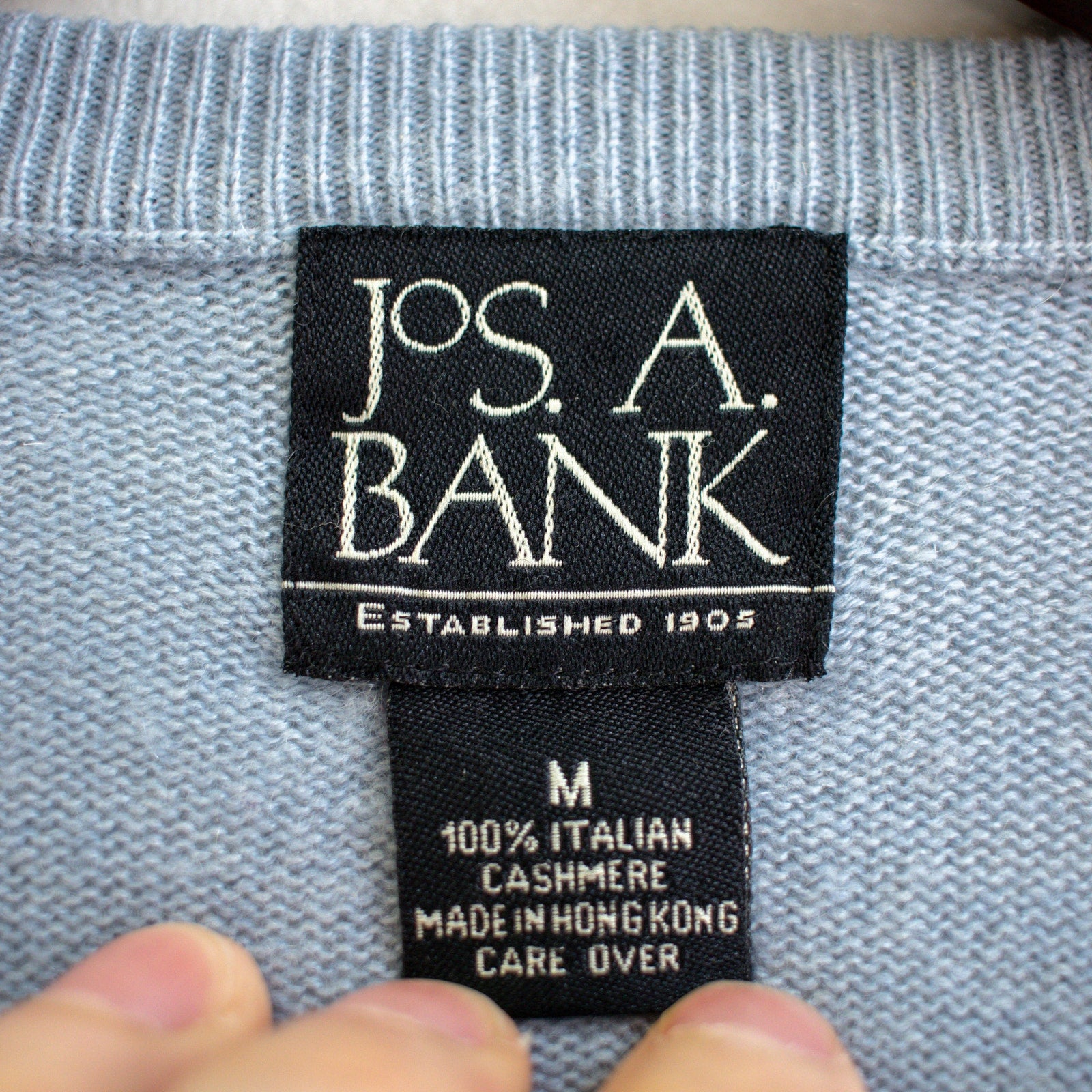 Jos. A. Bank Blue Cashmere V-Neck Sweater Size Medium