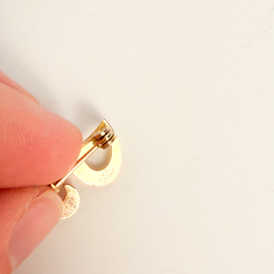 10K Gold-Filled "G" Pin Small Golden Brooch