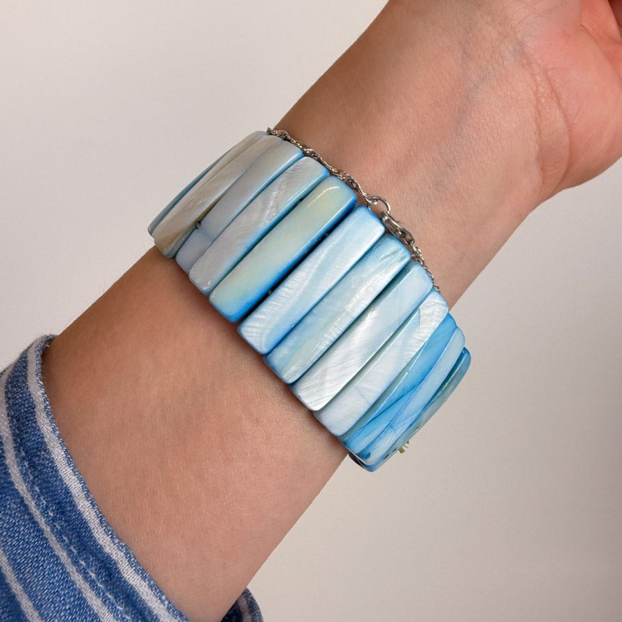 Vintage Mother of Pearl Blue-Colored Shell Bangle