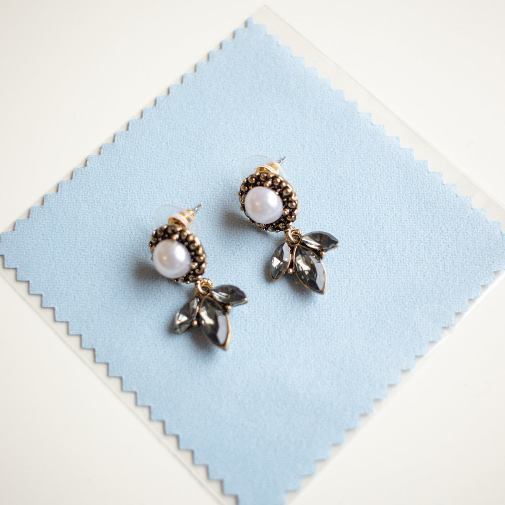 Pearl Floral Drop Earrings