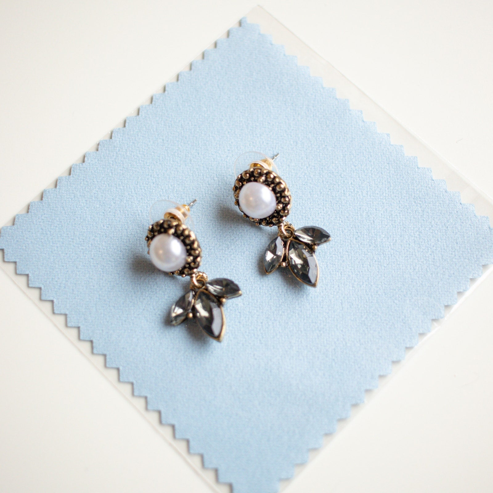 Pearl Floral Drop Earrings