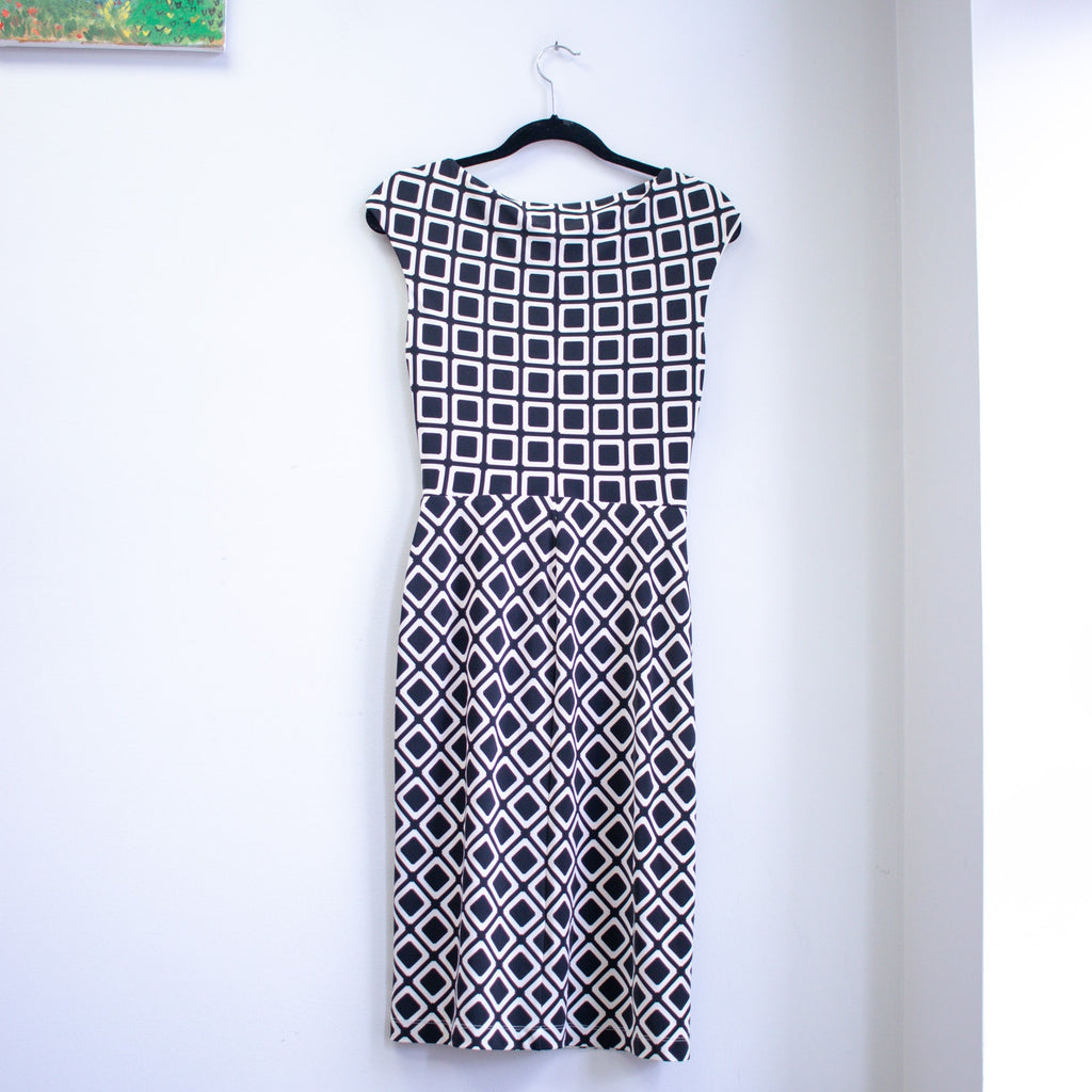 Ralph Lauren Black & White  Cocktail Dress Size 6