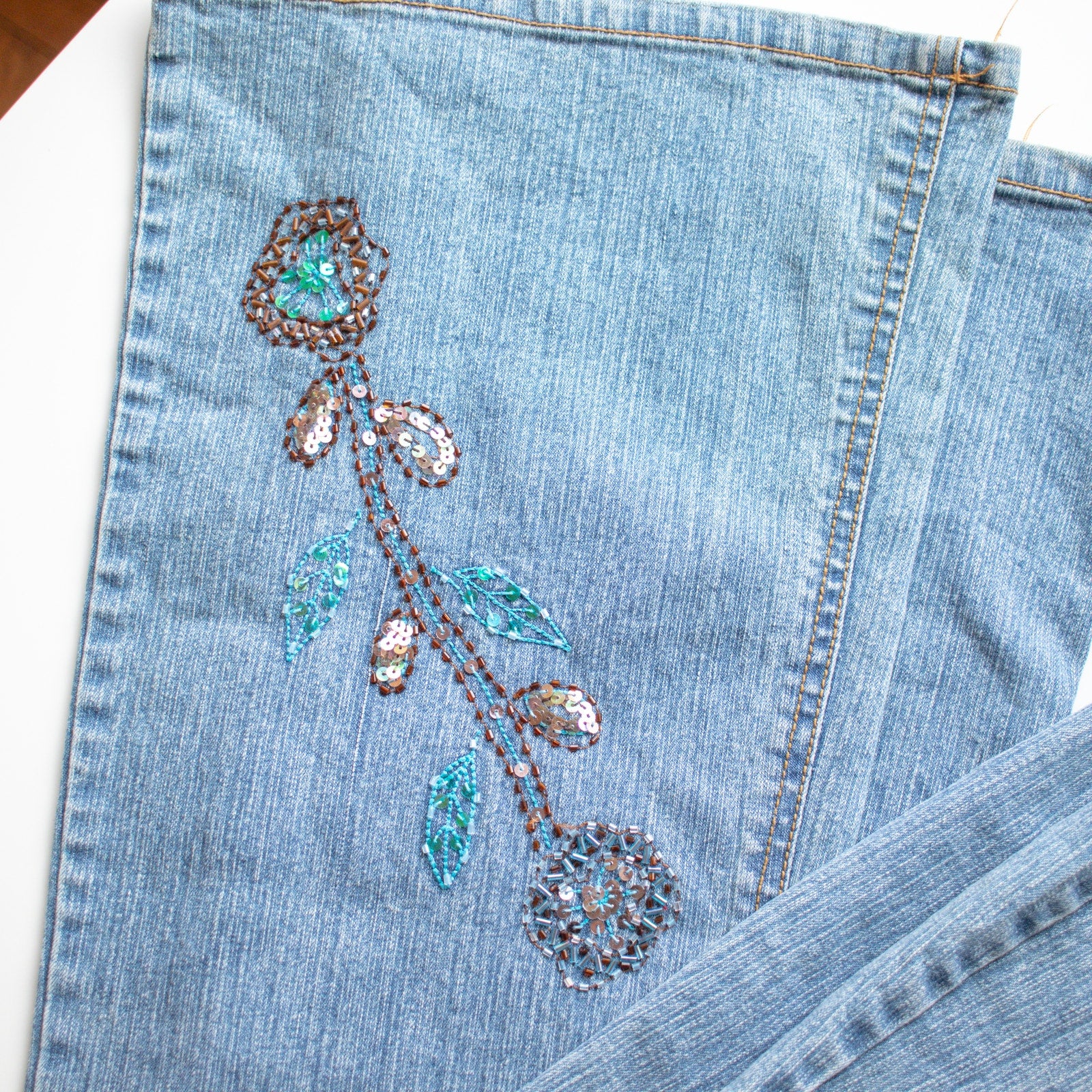 Vintage d. Jeans Y2K Sequin Embroidered Boot Cut Jeans Size 12