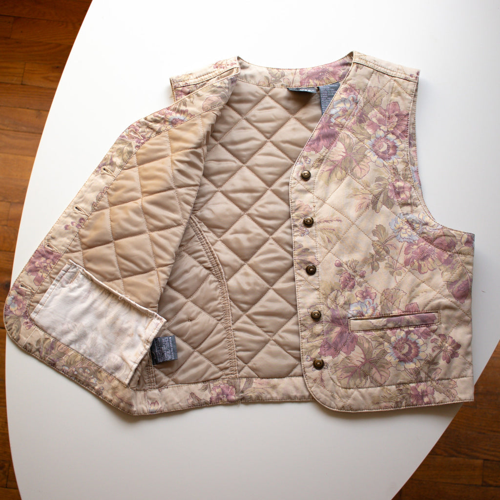 Liz Claiborne Y2K Floral Quilted Vest Size Small