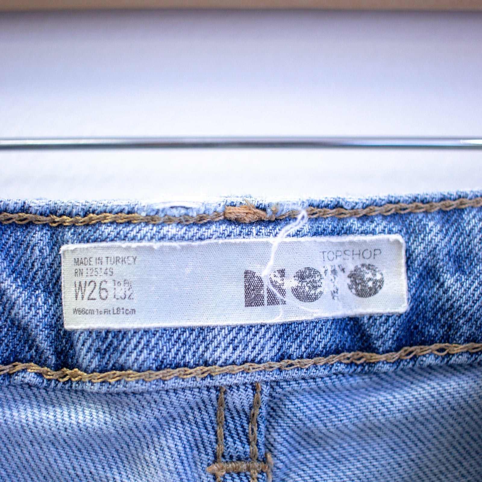Topshop MOTO W26 x L32 Light Wash Straight Fit Jeans