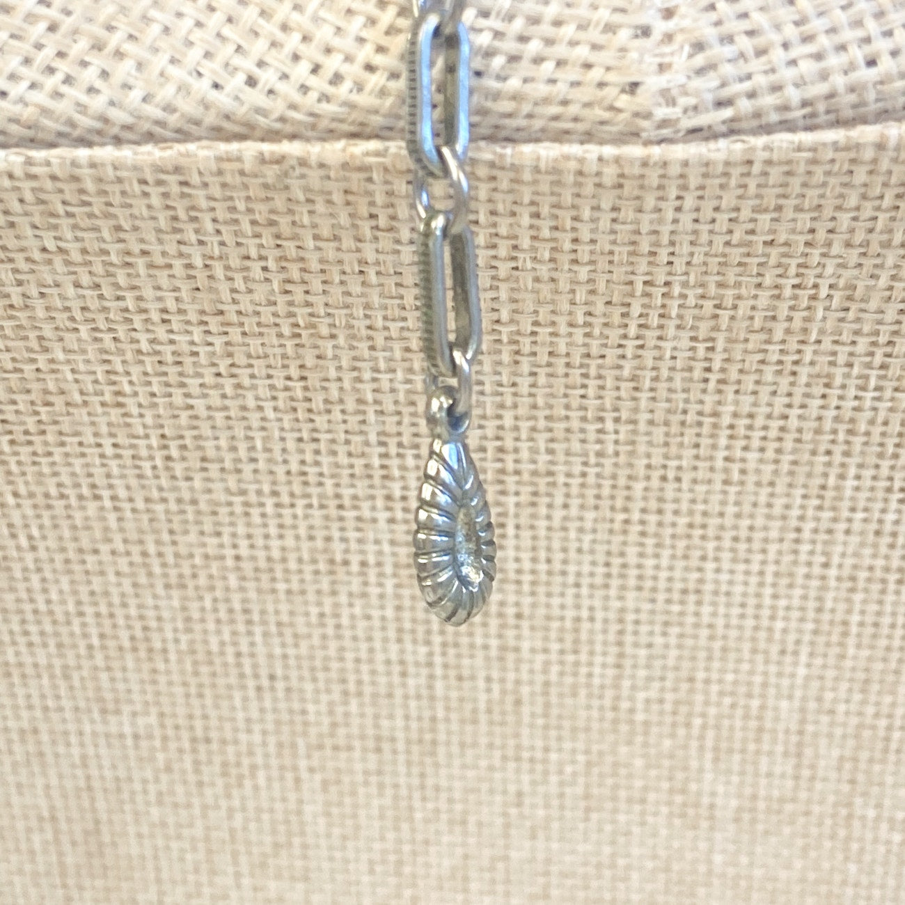 Lisner 1960s Choker Vintage Mid-Century Necklace