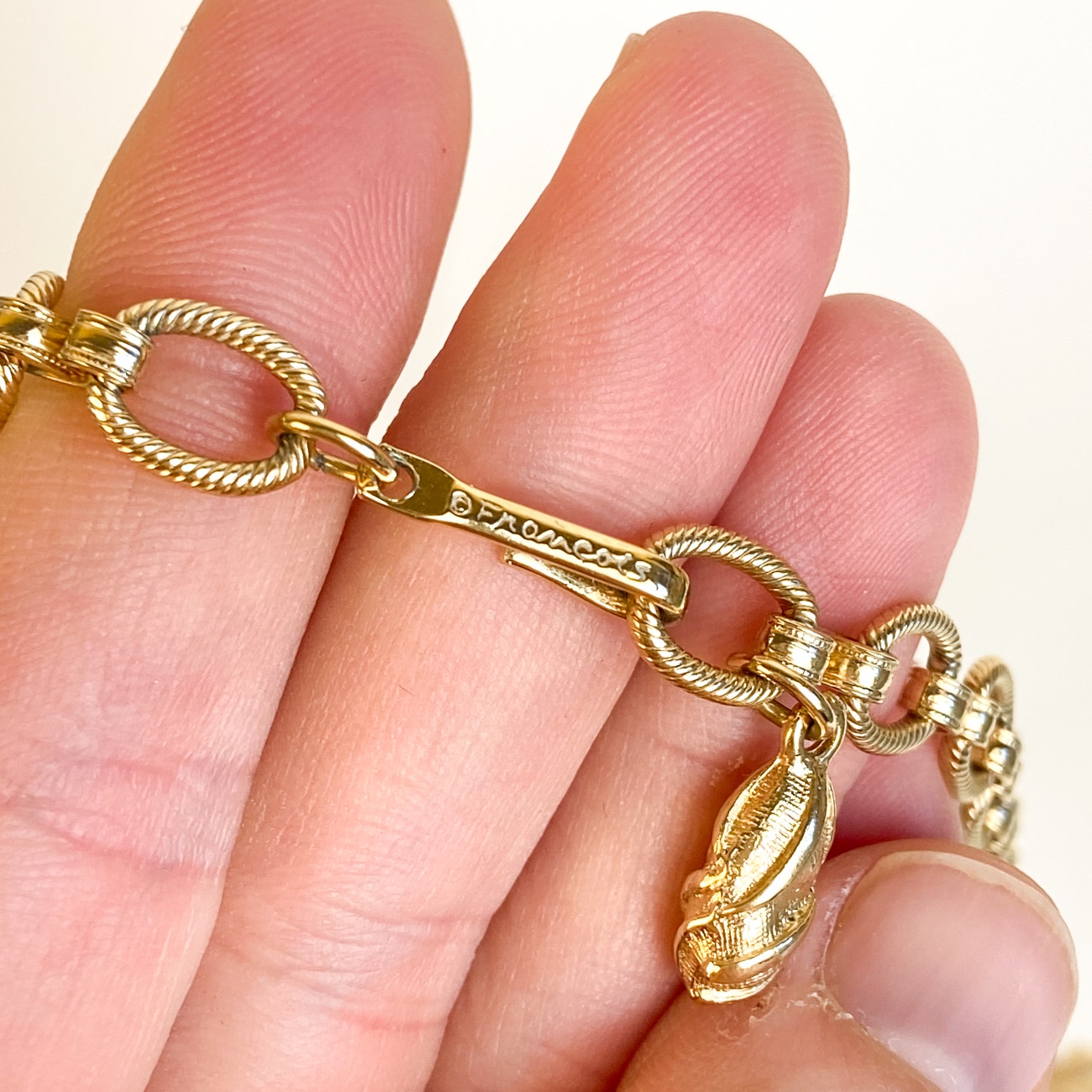 Francois Vintage Necklace Bracelet Set Matching Gold Tone Costume Jewelry