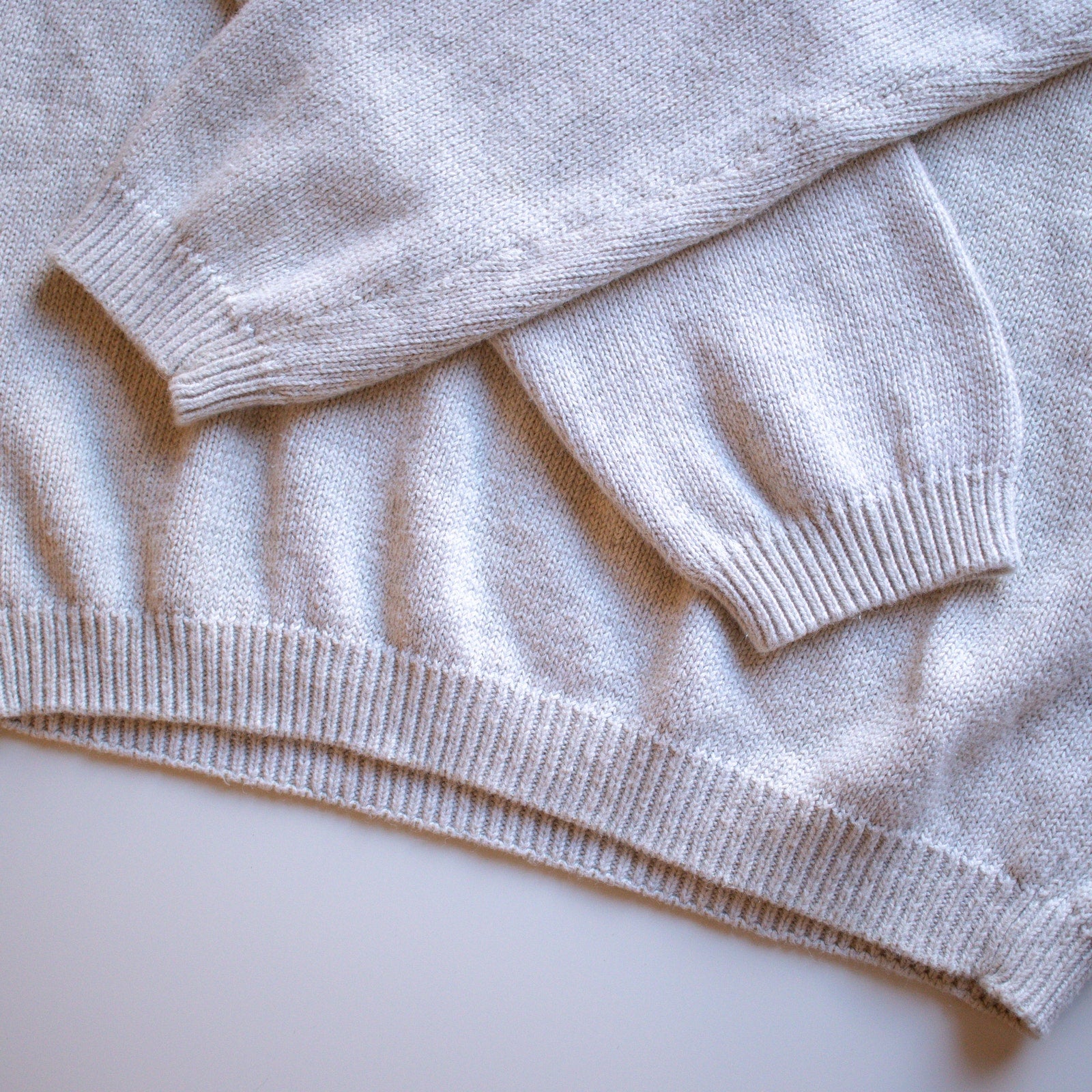 Vintage Cherokee Loose Fit Cream V-Neck Sweater Size XL